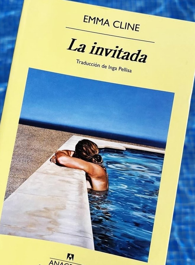 MariaSolmag's tweet image. Me encantó. Es como El Nadador de Cheever en el mundo actual.