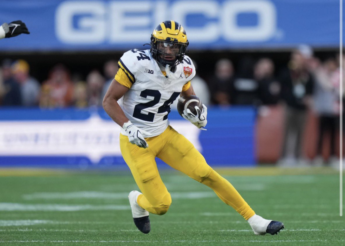 RealTonyGarcia's tweet photo. Had to take care of a few things this morning, but can confirm RB Bryson Kuzdzal is coming back to Michigan.

Had “a number” of Power 4 offers but once Haynes left the fold, he felt there would be enough opportunity.

“He never wanted to leave and loves it here,” a source said. https://t.co/QHc7NTSr42