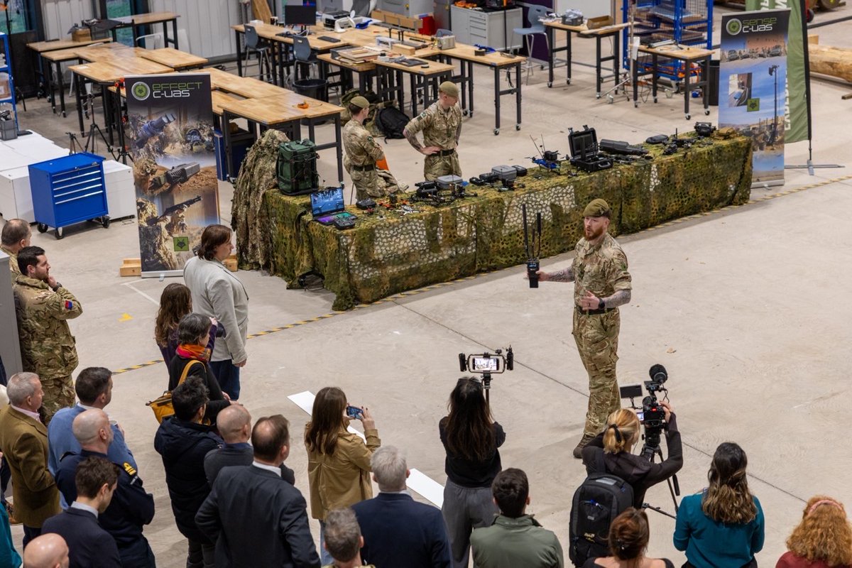AlistairCarns's tweet image. Drone Degree
Launched the first drone degree in Hereford the other day. So important that we build the foundational skills in our Armed Forces and industry to develop essential capability. 

1. Uncrewed systems cause more casualties than any other system in Ukraine 80%+.
2. First…