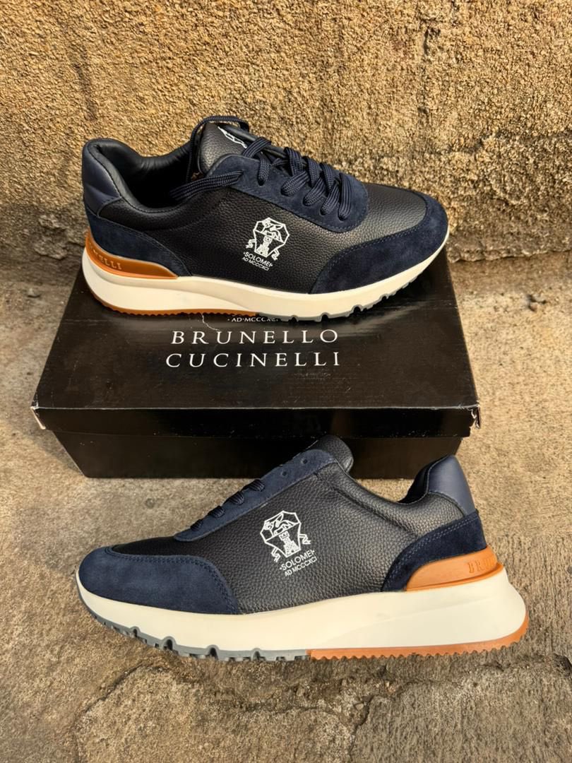 Miiiince_Alors's tweet photo. 👟 BRUNELLO CUCINELLI 

Pointures : [40 ; 45]

Prix : 20.000 FCFA 

Livraison ou expédition gratuite. Whatsapp 693520773 https://t.co/XOb4rglhxF