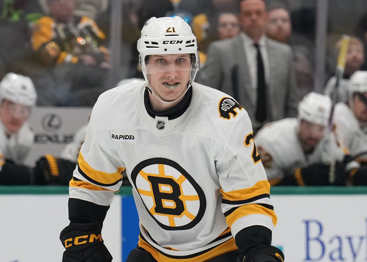 PuckEmpire tweet media