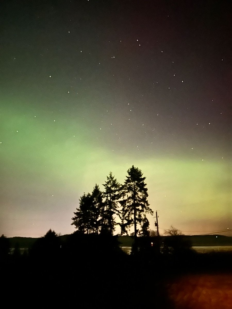 Cameron Hughes tweet media