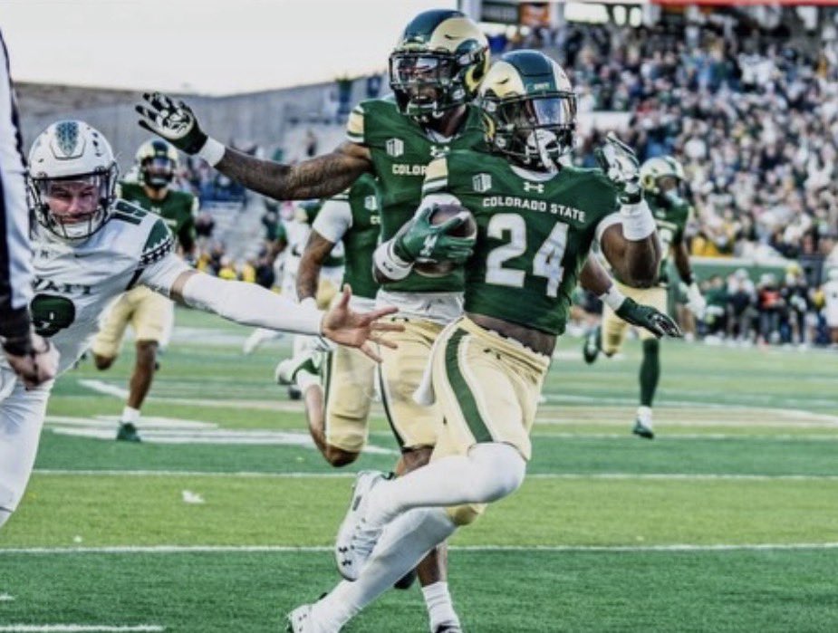 cobejwilliams's tweet image. THE BIBLE says write the vision and make it plain!! DO THE WORK! ✍🏾 

Grateful to receive my 8th D1 offer from Colorado State University!! 🐏
#AGTG #KeepWorking

Thank you @DHill39 for the opportunity! 
@Bronco_Recruits @GDPsports @RecruitGeorgia @sixstarfootball 
@CoachRaw_  -