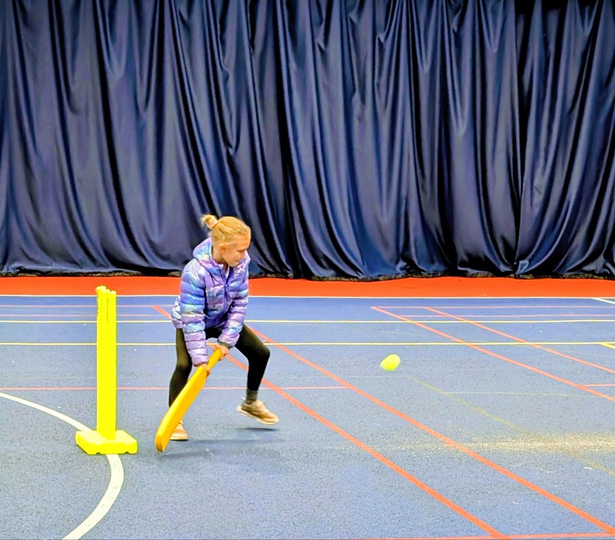 Longlands were invited to a cricket tournament at Oswestry School yesterday. Children showed kindness and great sportsmanship throughout. It was a great day and overall they came 4th! Well done to all involved! 🏏
