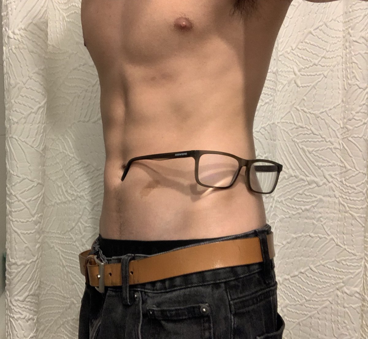 Vixhoql_'s tweet image. silly trend