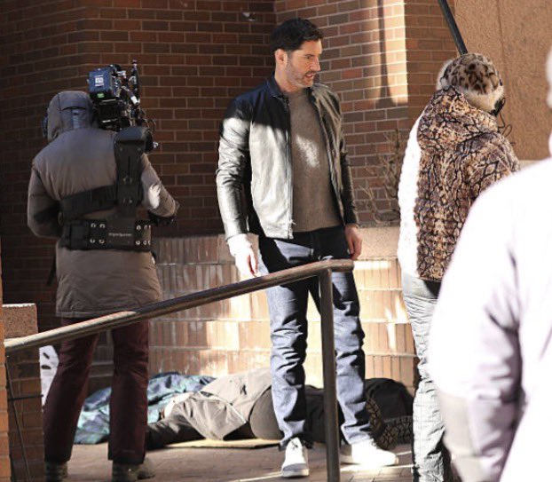 #NEWYORK #Tom Ellis on the set of « #CIA » in New York City.