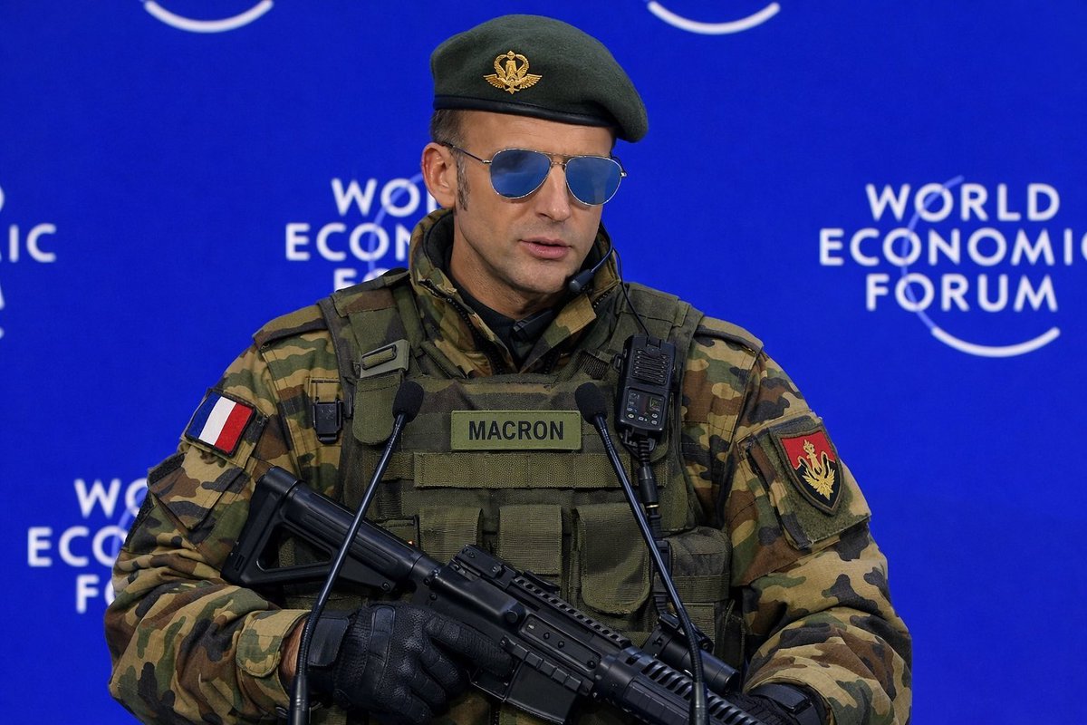 Turpeau9's tweet image. Je suis dsl mais les edits de Manu Mac avec les lunettes d'aviateur me fume de rire