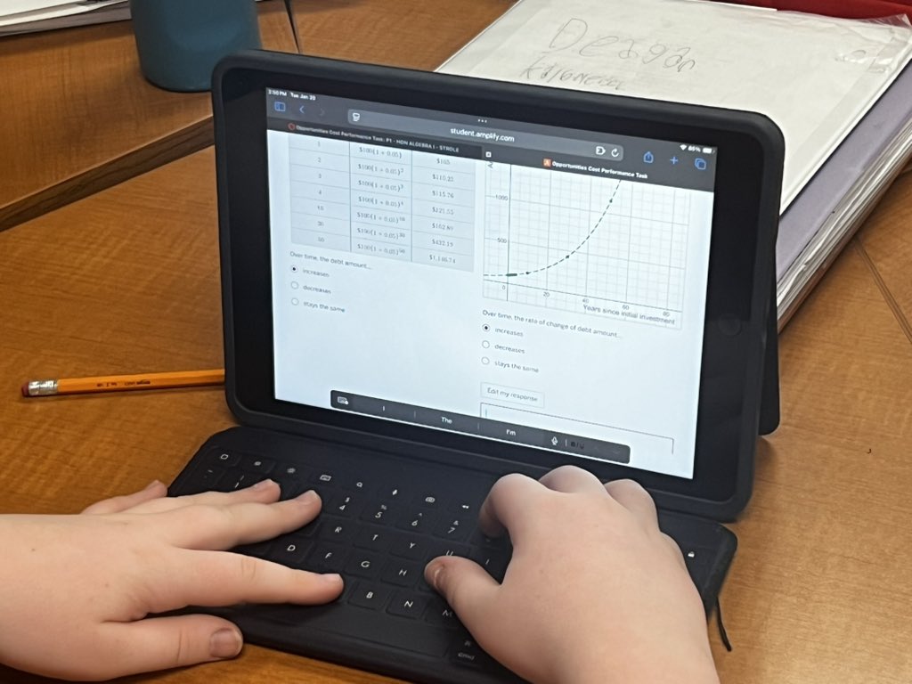 Mrs Strole tweet media