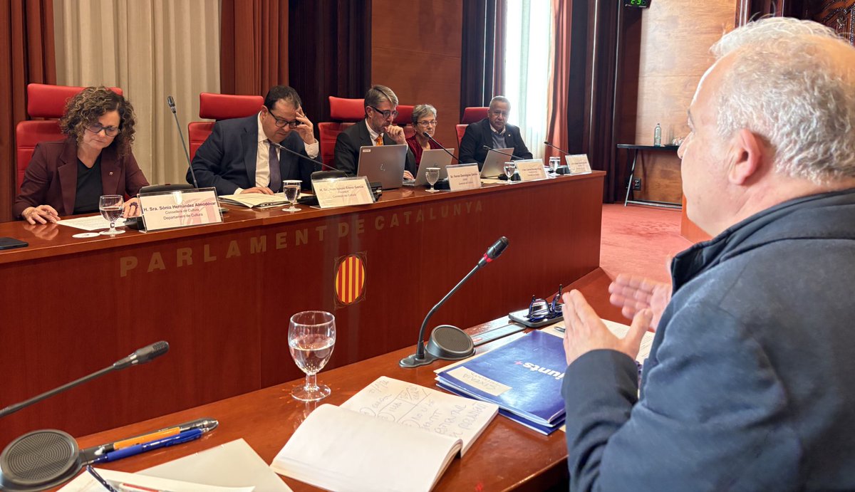 Sabeu el paper(ot) que està fent el ministru Urtasun amb Xixena? Sabeu que es mor de ganes de fer cas a les togues espanyoles i posar en perill les obres del MNAC, oi? Tenim un perquè.

Avui el diputat Jordi Bertran ha posat nerviosos a PSC i Comuns quan els ha recordat que un