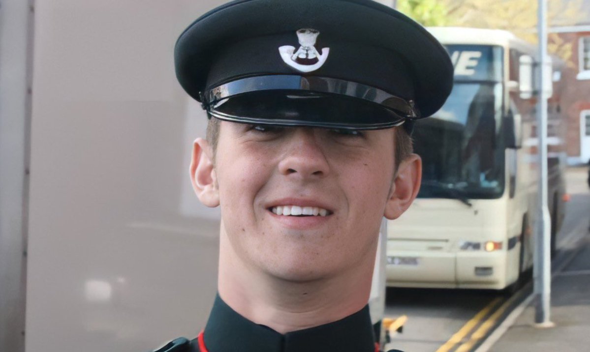 22nd January, 2010

Croydon born Rifleman Peter Aldridge, aged just 19, lived in Folkestone, and of A Company, 4th Battalion The Rifles, was killed by an IED blast whilst on foot patrol near Sangin, Helmand Province, Afghanistan 

Lest we Forget this brave young man 🏴󠁧󠁢󠁥󠁮󠁧󠁿 🇬🇧