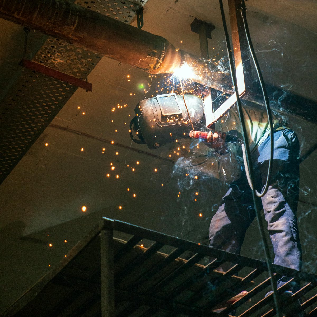 1stWINInsurance's tweet image. 🔥 Welding is tough. The risk is real.

Get coverage built for welders with 1st WIN Insurance.

📞 564-215-0713 |
 🌐 1stwininsurance.com
#Welding #ContractorsInsurance #1stWINInsurance