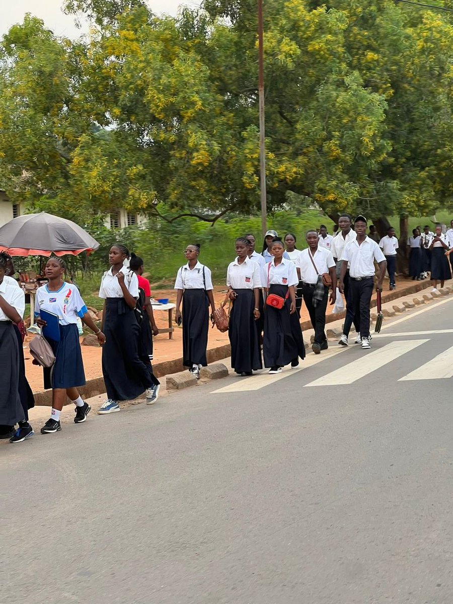 JeannetteK70011's tweet photo. Les routes de Mbuji Mayi wa balengela 👌
Merci @fatshi13 🙏 https://t.co/NoQBCe3ZsF