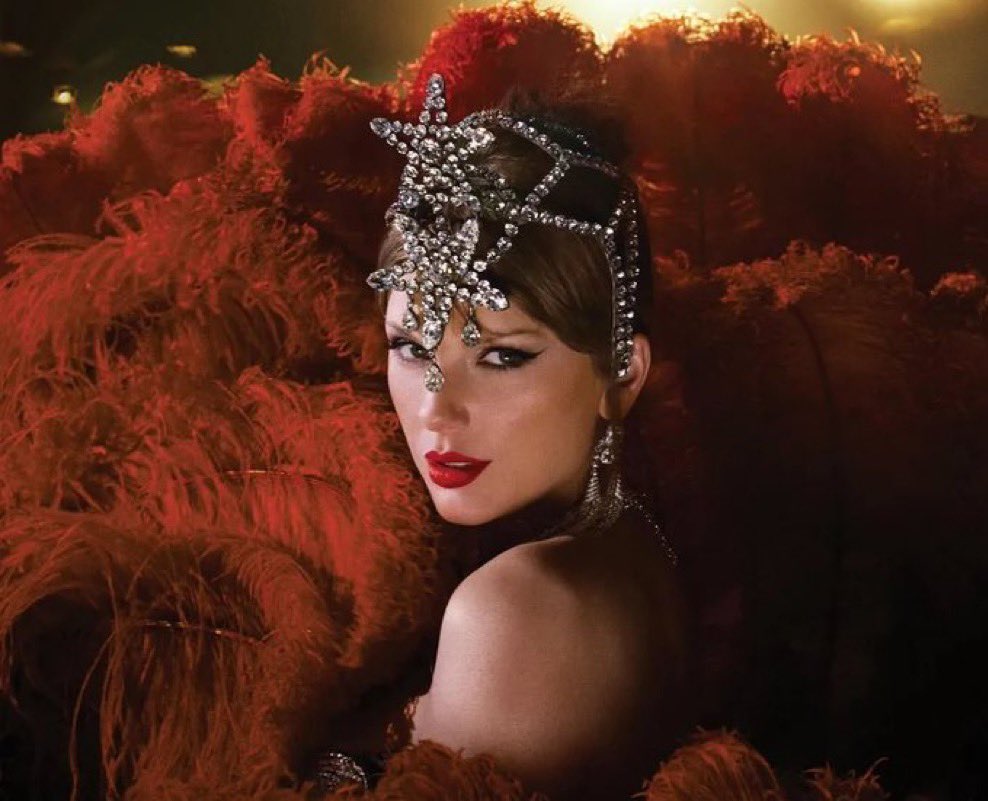 TSUpdating's tweet image. “When your fan club includes everyone from icons like Sir Paul McCartney to Stevie Nicks, you can be sure that the hype is more than warranted, and the genius is genuine: Taylor Swift is perhaps the most renowned singer-songwriter of her generation, with a gift that cannot be…