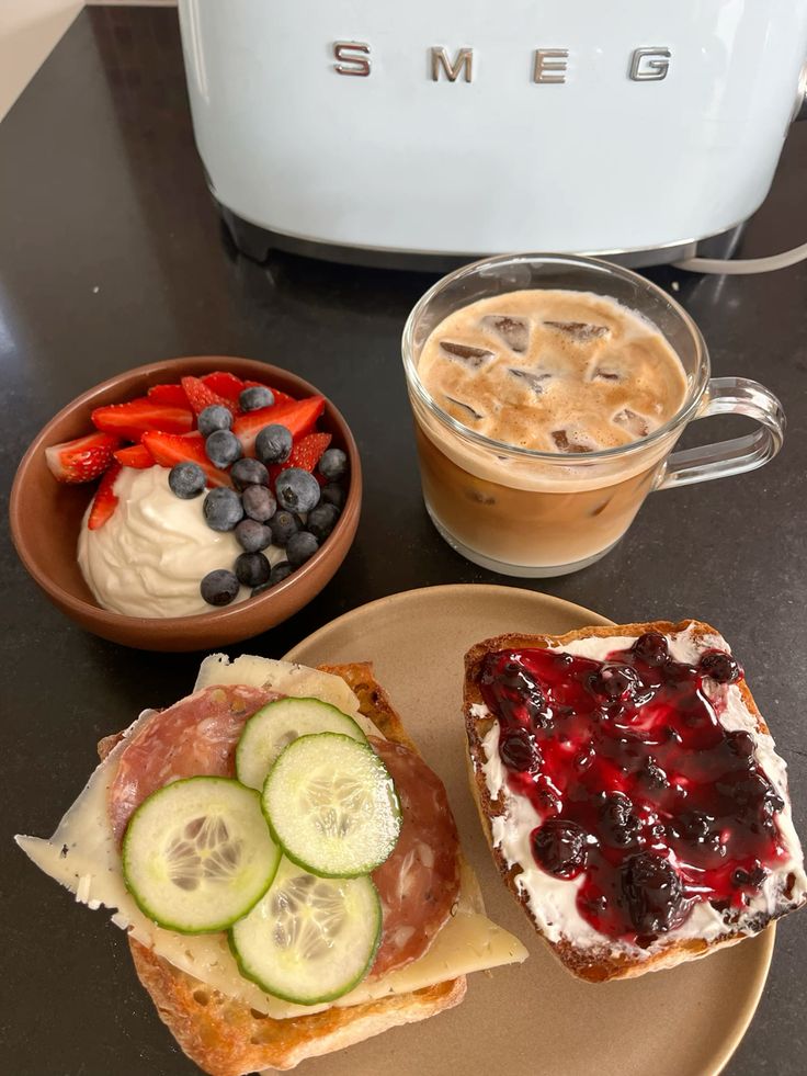 its_snooki_'s tweet image. 