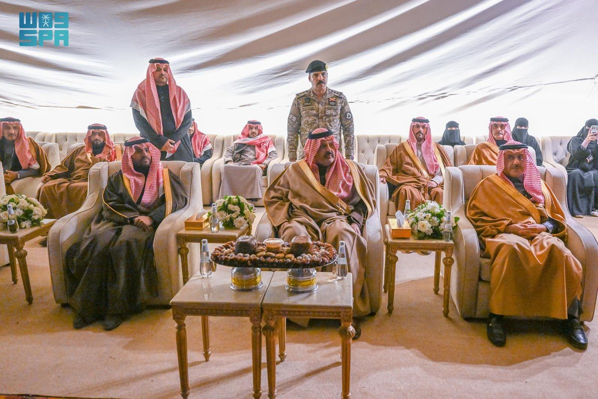 SPAregions's tweet image. أمير منطقة حائل يفتتح منتجع رواق السياحي بمشار.
spa.gov.sa/N2495462
#واس