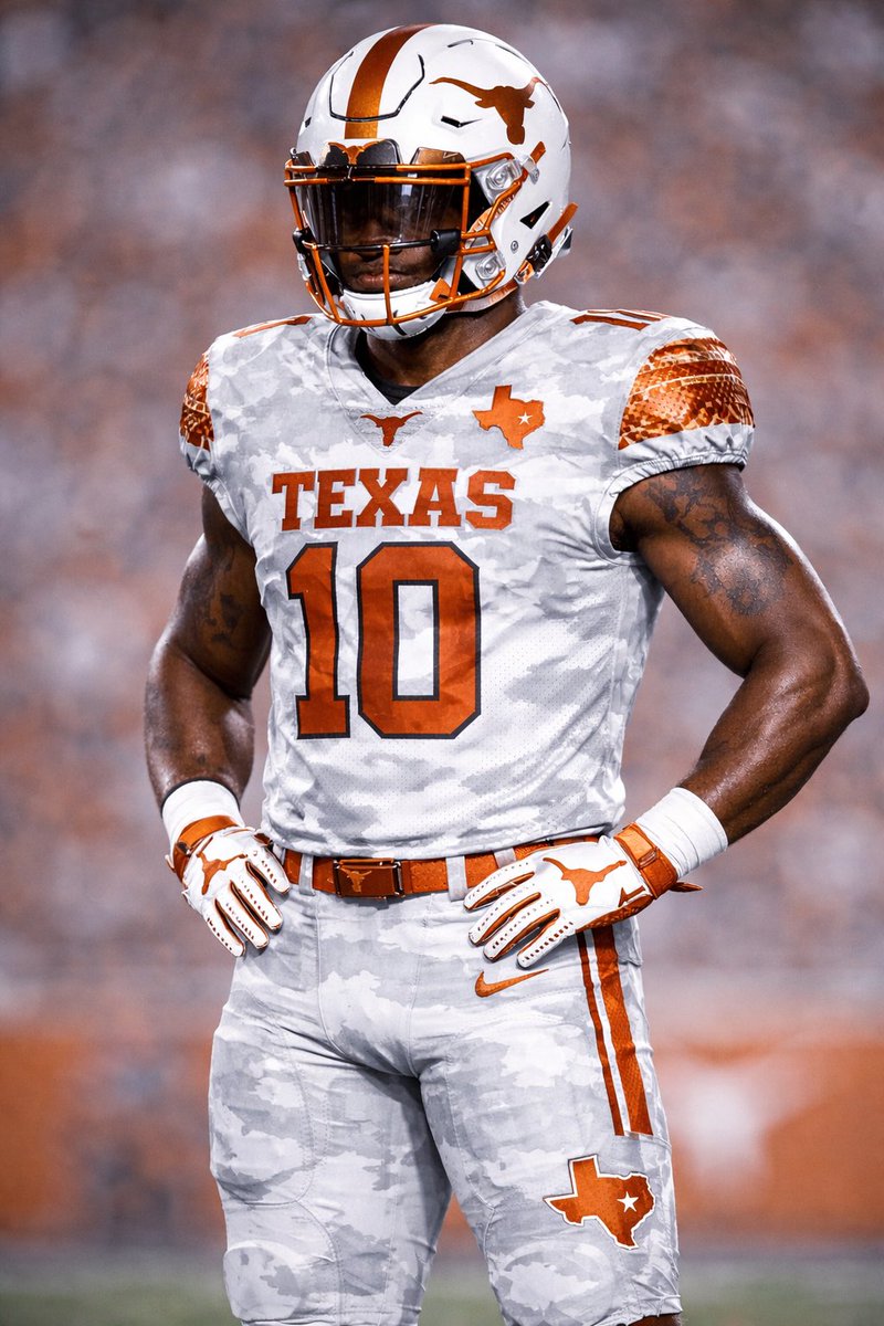 TopTierUT's tweet image. If Texas Ever Allowed Alternative Unis Which Jersey Combo Would Get Your Vote? My Vote Is Image #2