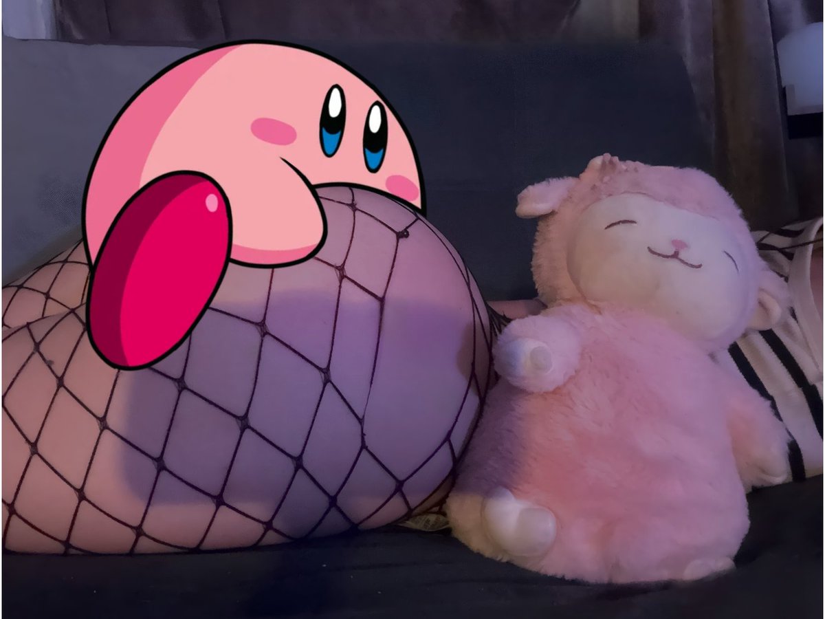 LilKittyZoey's tweet image. how many kirby's are there?