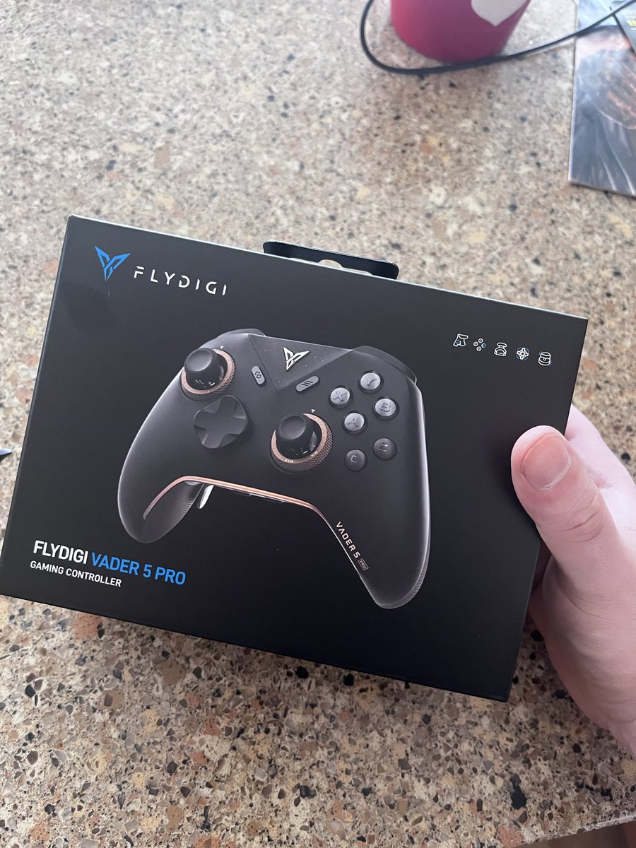 Strange Jaymes tweet media