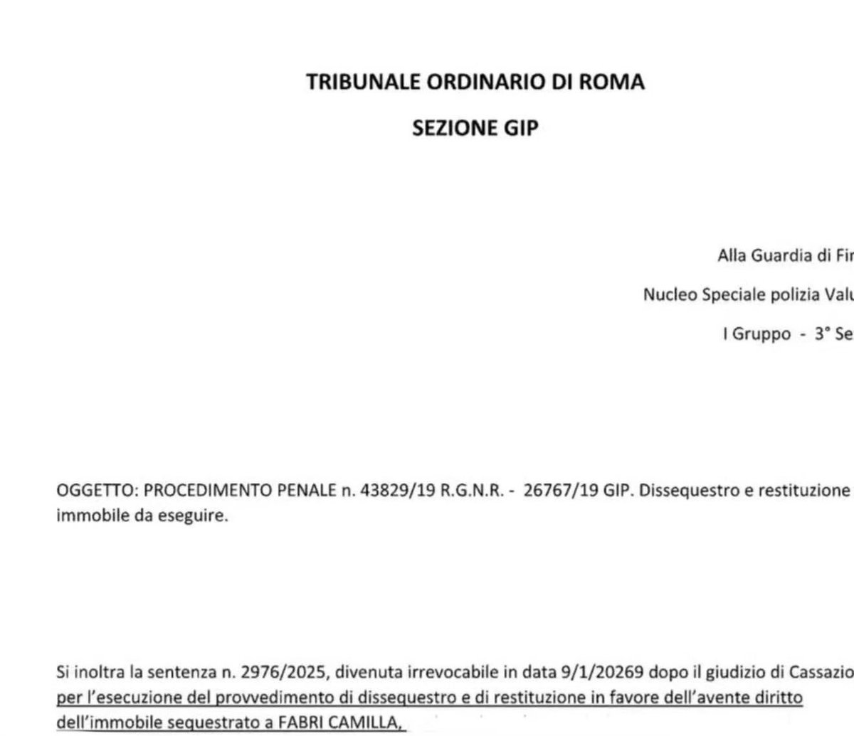AlexNSaab's tweet image. @VickyDavilaH  se nos olvidó contarte que nos regresaron también el apartamento en Italia por ser inocentes . A ti  sí que te cayó la roya hace tiempo….