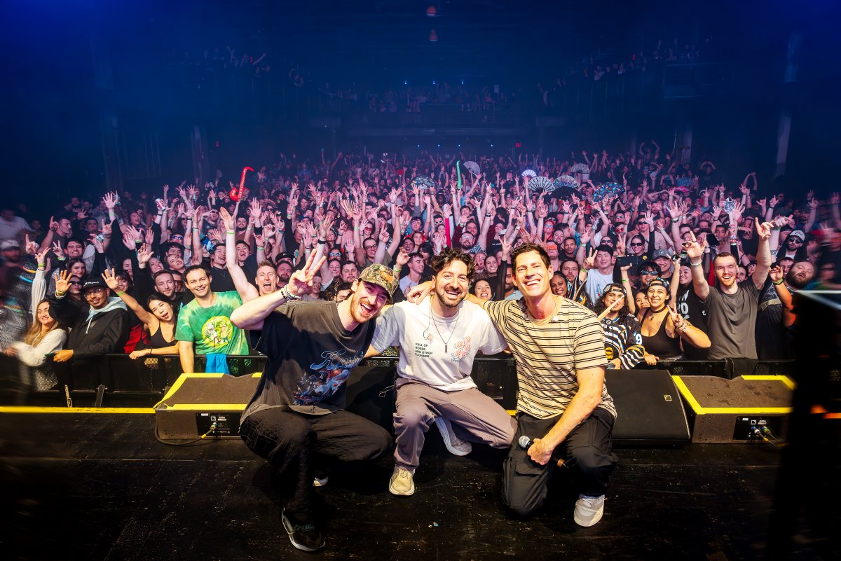 BIG GIGANTIC tweet media
