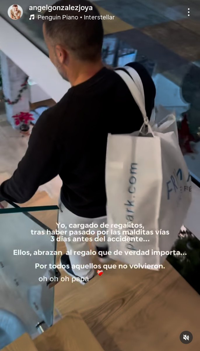 vsmverito's tweet photo. @Cherendler_bond El retrasadismo narcisista en redes sociales tristemente no es cosa solo de mujeres. https://t.co/RZKt02Qg1B