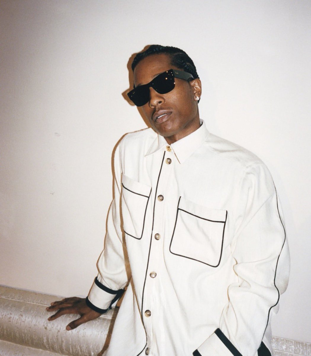 🚨 Le prix des places pour le concert de A$AP ROCKY cette année à Paris !!

Fosse Or - 95€
Fosse - 64€
Catégorie Or - 109,30€
Catégorie 1 -  89€
Catégorie 2 - 67,50€
Catégorie 3 - 49,90€ 

Ça faisait TRÈS longtemps que j’avais pas vu des prix si « bas » à l’Accor Arena 🙏