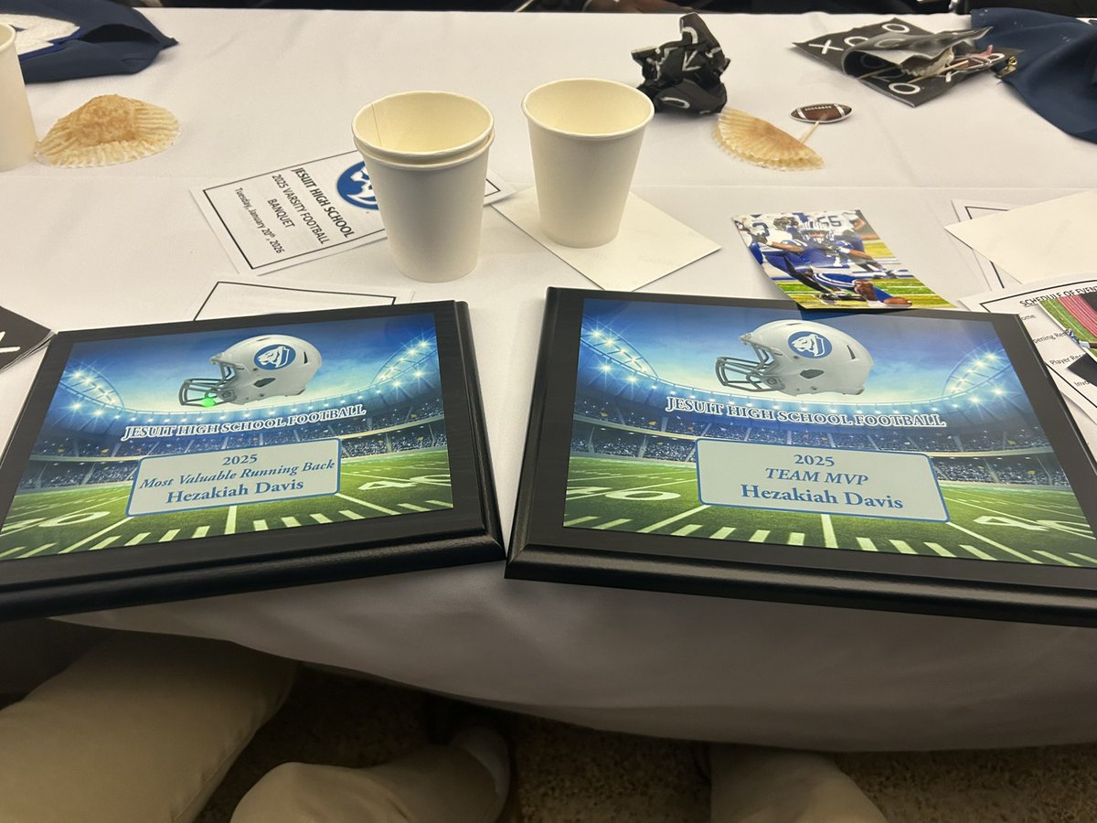 Hezekiah Davis tweet media