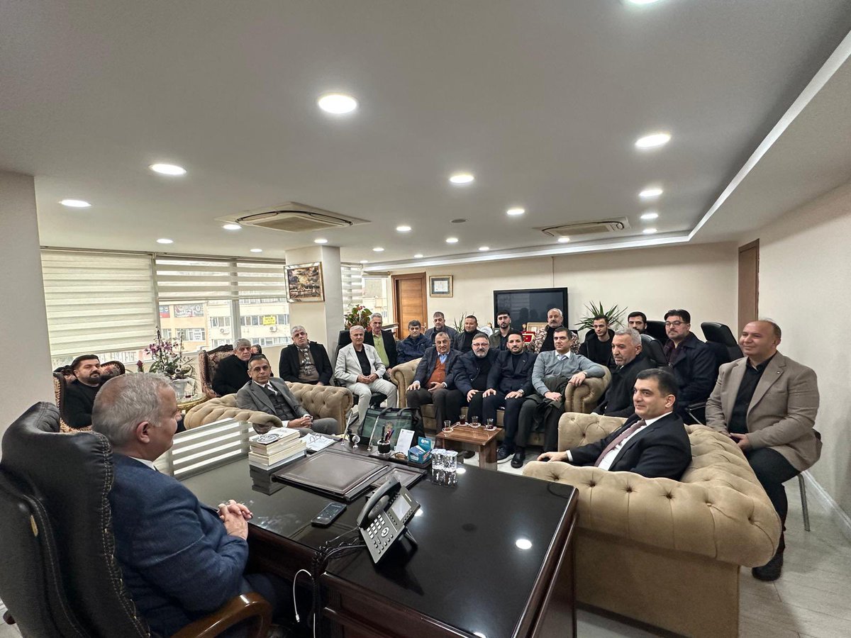 Hatkon - Hatay Konfederasyonu Yönetim Kurulu Üyelerimiz ile birlikte AK Parti Gaziosmanpaşa İlçe Başkanlığı görevine getirilen YİK Üyemiz Hataylıların İstanbuldaki abisi Sayın İsmail Ergüneş’e hayırlı olsun ziyaretinde bulunduk. İlgi ve alakasından dolayı çok teşekkür ederiz.