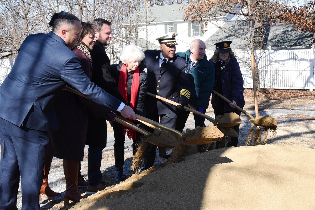 BaltCoFire's tweet photo. This morning, @baltcoexec Kathy Klausmeier joined Chief Joseph Dixon to break ground on the new, state-of-the-art Catonsville Fire Station 4. 

The $21.65 million station will replace the existing one built in 1928.

More information: https://t.co/nwbo0itBEG https://t.co/9Zgdfoc4hu