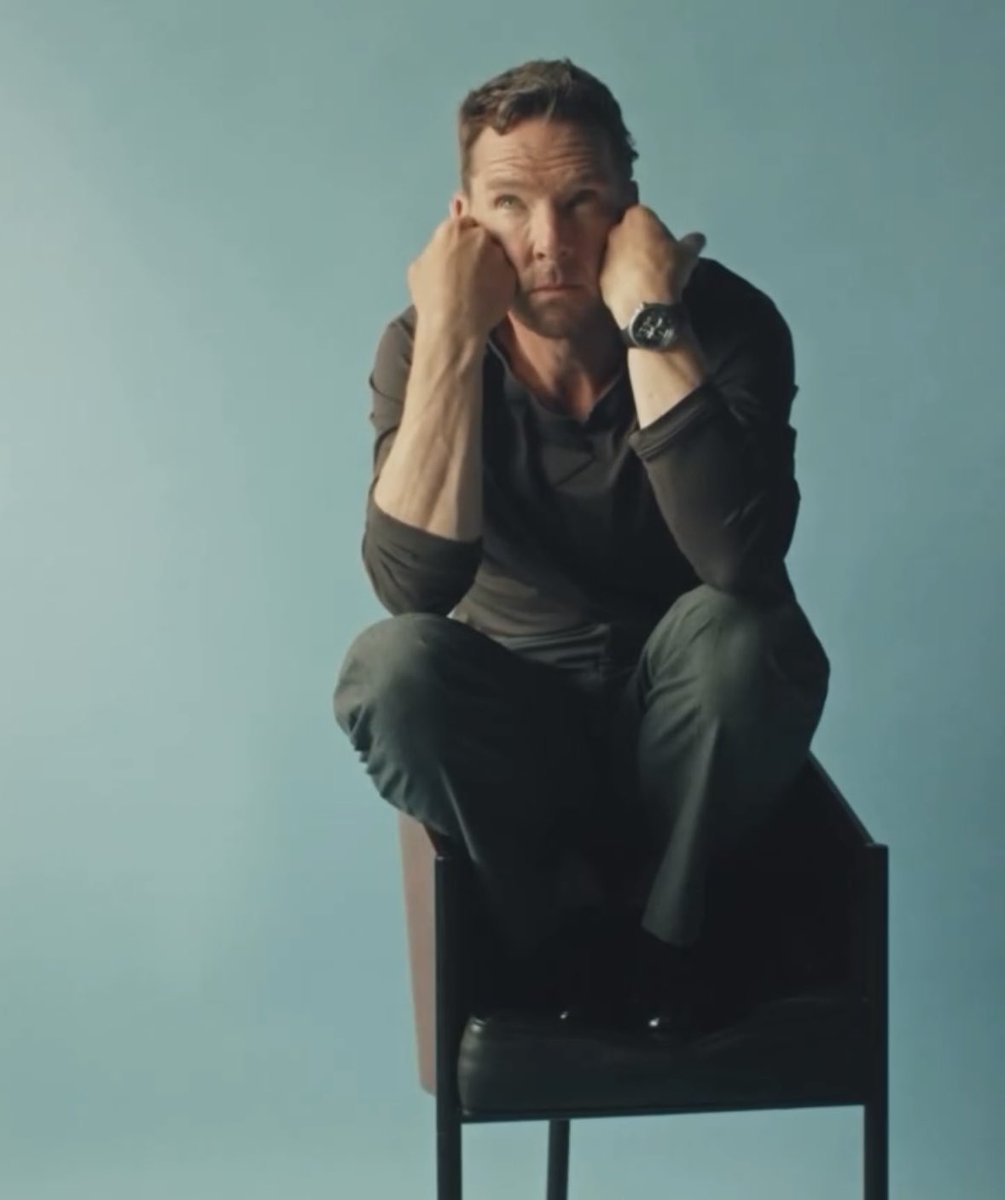 Nooooo😭what's wrong?! What happened?!☹️He lost his toy??☹️