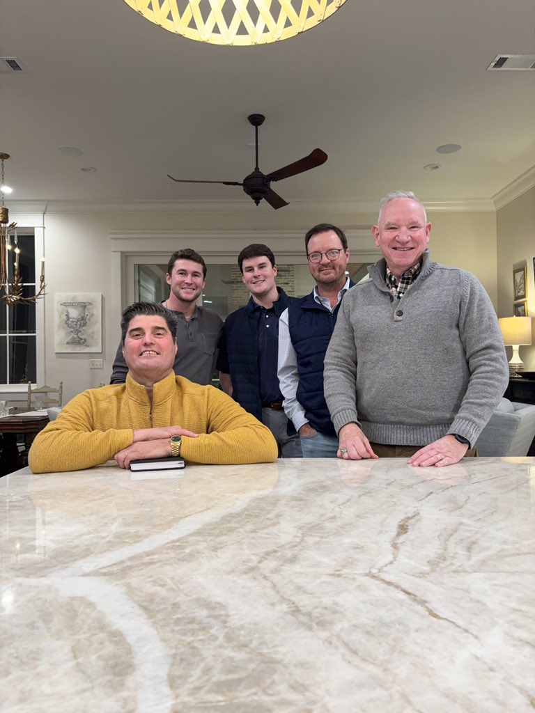 SouthMSSigAlums's tweet photo. The exec committee got together over the weekend to fellowship and eat some good food, courtesy of Brother Hebert. Big things ahead! #inhoc https://t.co/omtPJnhc6d