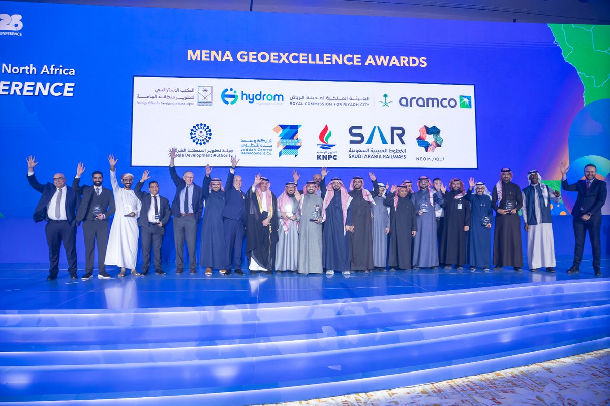 نهنئ الفائزين بجائزة MENA GeoExcellence 2026 على هذا الإنجاز المميز

جاء هذا التكريم تقديرًا لاستخدامهم المبتكر لتقنيات نظم المعلومات الجغرافية في تعزيز الابتكار وتحقيق أثر فعّال. نتمنى لكم دوام التميز والنجاح.

#Esri #EsriSaudiArabia #GIS #EsriMENAUC2026 #ArcGIS