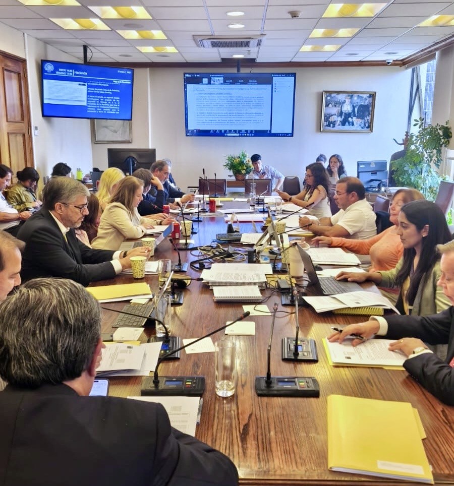 Unidad de Análisis Financiero de Chile tweet media