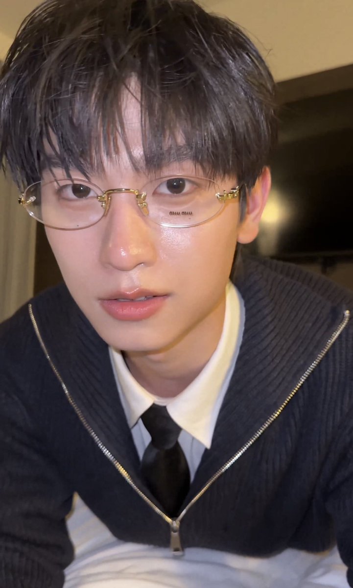 tmkjrr's tweet image. มึง โทมัสวาสนาใครอะ