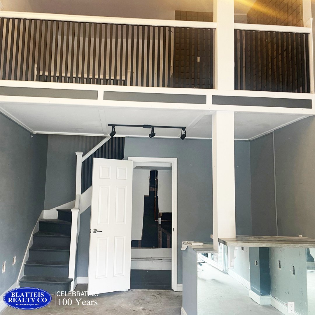 blatteisrealty's tweet image. This retail space is suitable for various uses, includes a mezzanine space, and is a block away from Golden Gate Park. Contact us today for more! #retail #retailspace #innersunset #sanfrancisco #realestate #commercialrealestate #cre