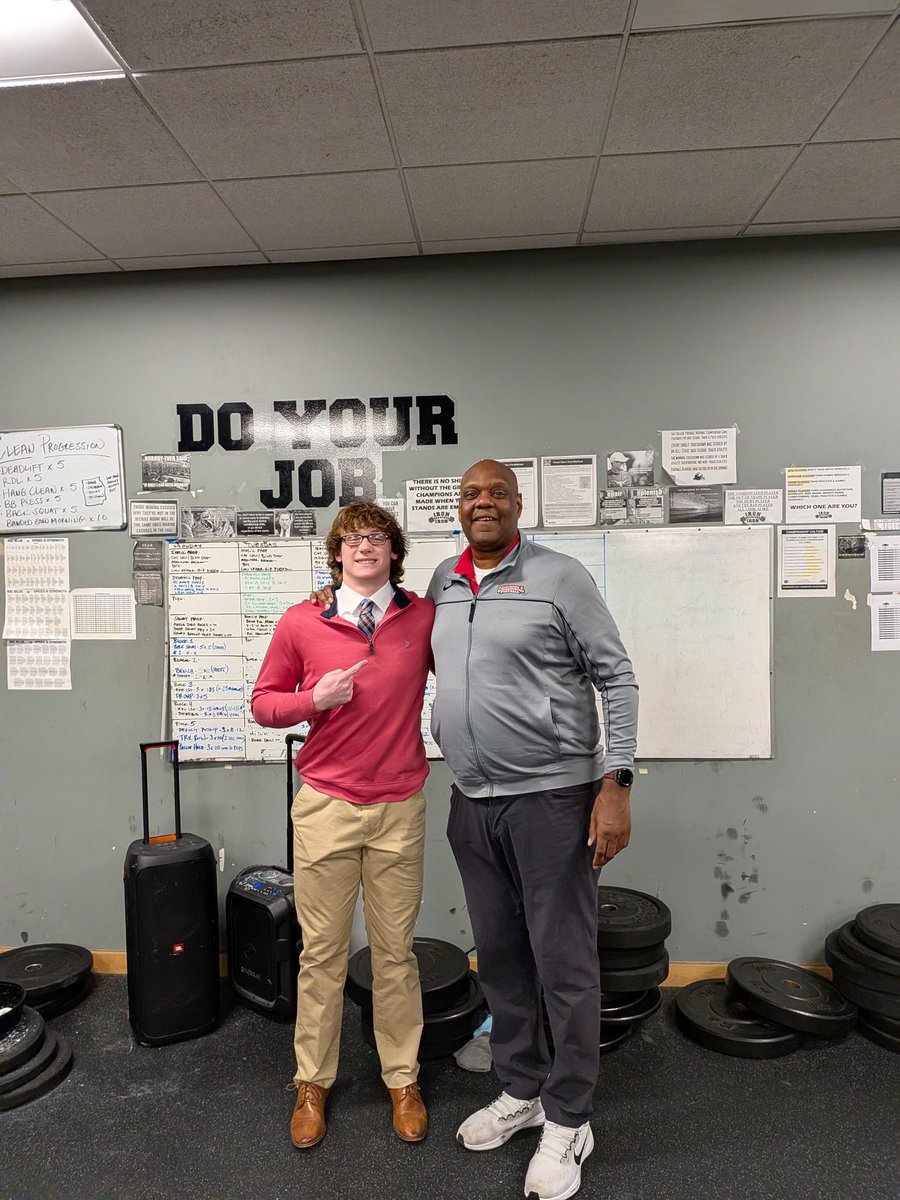 Doyle_Delano's tweet image. Great meeting @coach_dees from @BigRed_Football today. Loved hearing about the program and culture, and can’t wait to further our relationship on campus in March. 

@BigBlueGridiron @CoachJanuary @rserino7 @jjames2332 @CF__5 @DanSwanstrom @NE6FB_Recruits @ScoutingNE…