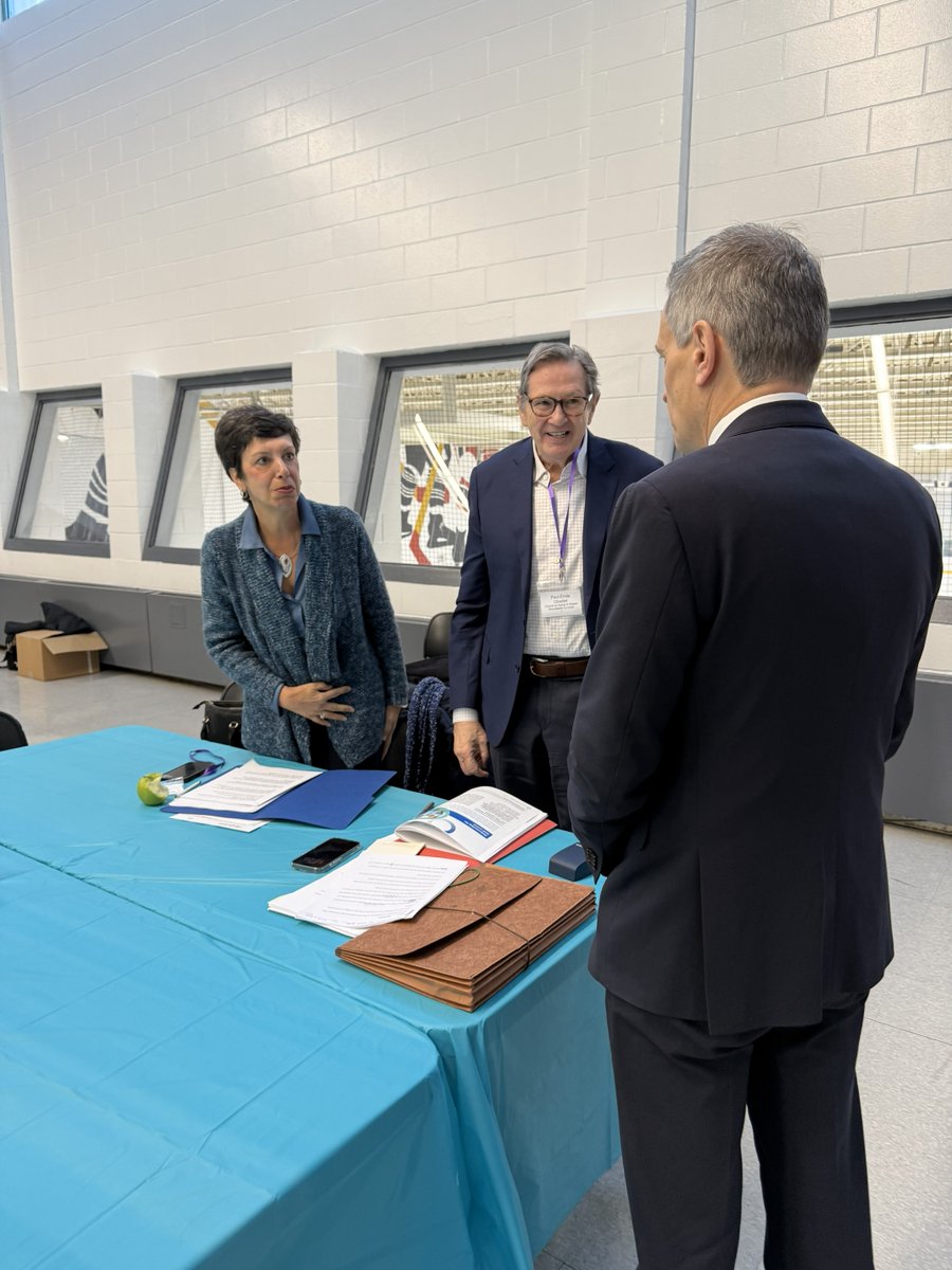 _MarkSutcliffe's tweet image. I was grateful to join community leaders, partners, and residents with Councillor Hubley (@Kanata_SouthW23) and Councillor @tm_kavanagh for the launch of Ottawa’s Older Adult Plan Roundtable. Older adults have helped build this city, and their experience and perspective matter as…