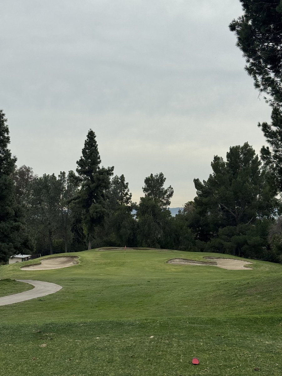 PeaceAndRuv2026's tweet photo. Grey Goose and I tore this par 3 up animal style no tomatoes (shoeless style). Beautiful day on the course, but I’d still rather be R’d by a katana than hit my 3 wood. #rkelly https://t.co/HKO4mIUM54