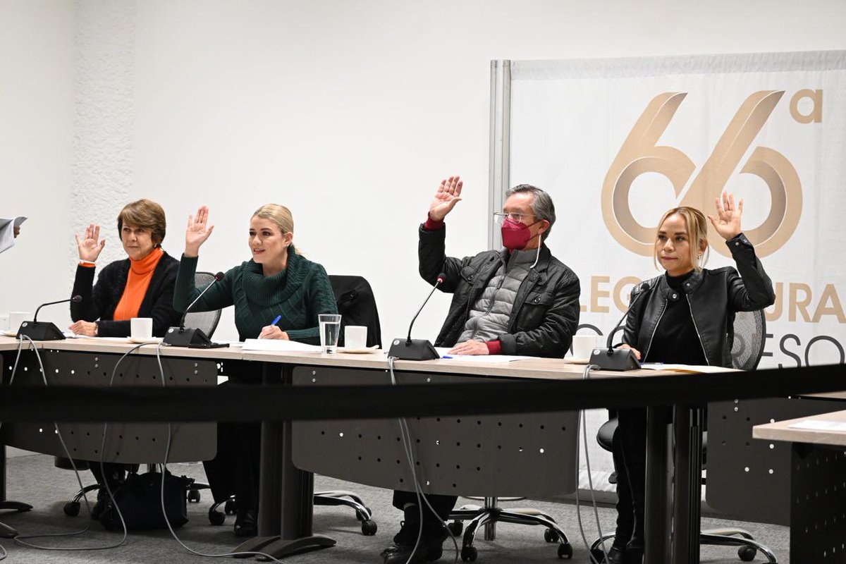 🏥 🩺 💙 La salud de las familias guanajuatenses es prioridad  

Desde la Comisión de Salud los <a href="/diputadospangto/">Grupo Parlamentario del PAN</a> seguimos trabajando para fortalecer los servicios médicos de calidad y programas de prevención efectivos.  

#SigamosTrabajando #DiputadaAmiga