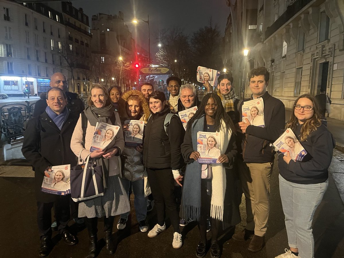 Sur le boulevard Raspail, <a href="/maudgatel/">Maud Gatel</a> inlassablement à l'écoute des Parisiennes et des Parisiens de notre cher quatorzième.