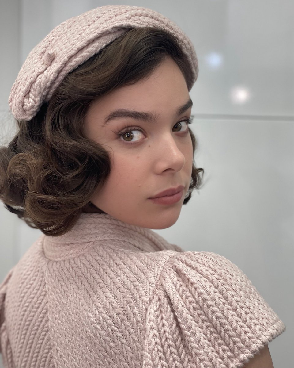 archiveshailees's tweet image. hailee steinfeld as mary on the set of sinners