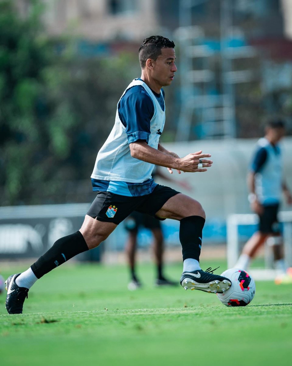 Cristian Benavente tweet media