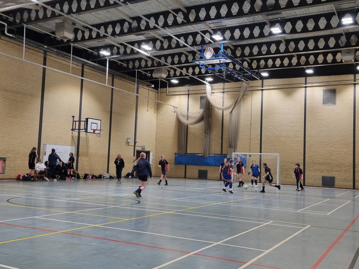 ⚽️ U15 Girls Futsal ⚽️ 
Extremely high levels of ability on display tonight, what a wonderful advert for Futsal. 
All teams were amazing. 
Finished unbeaten and joint top 💪