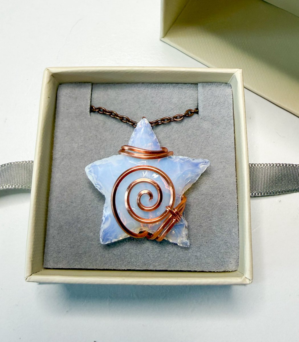 mildhippie ᖭི༏ᖫྀ𓍊𓋼 tweet media