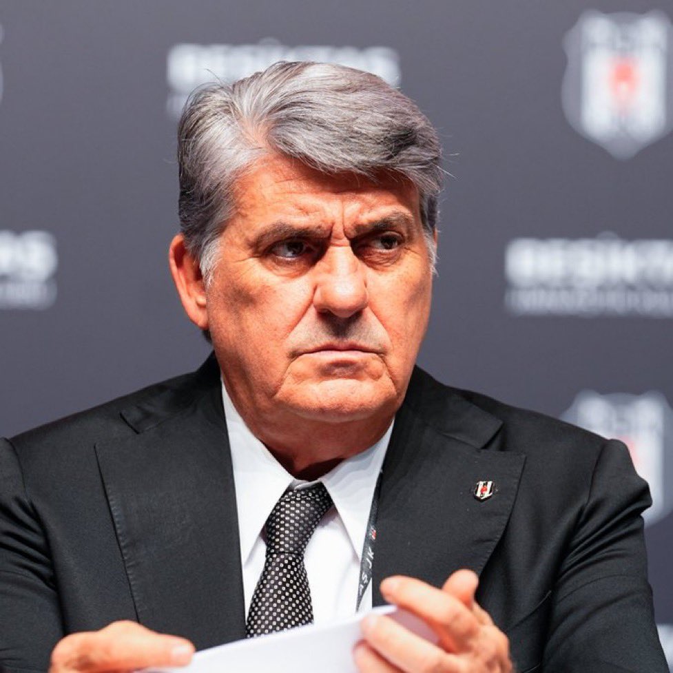 🚨 | Serdal Adalı: "Oyuncuların kampa yetişmediği muhabbeti var. Kamp yapmasak nereye yetiştirecektik? Önemli olan transfer penceresi açıkken futbolcuların kadroya dahil edilmesi."

🗣️Ali Sunal: "Herhalde yanlış ifade etti Başkan. Böyle bir cümleyi değil bir takımın başkanı,