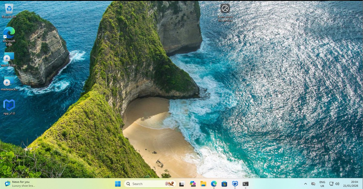 mRr3b00t tweet media