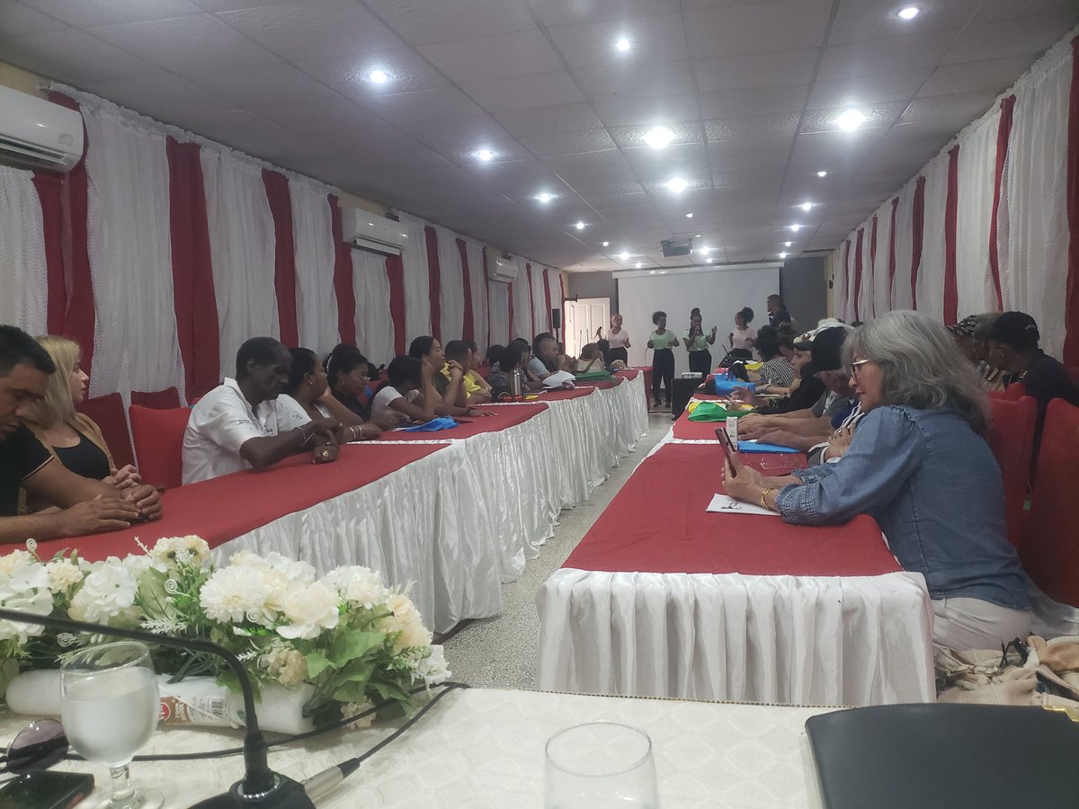 Realiza el Centro Provincial del Cine en #HolguínSí el Balance de Trabajo Anual que analiza los resultados del 2025 y traza los objetivos y metas para el 2026 #CineHolguín #HolguínSí