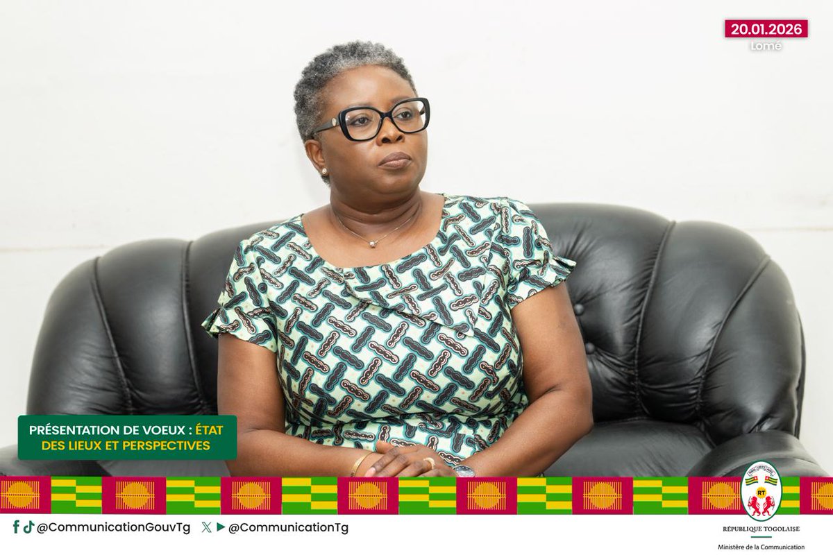 CommunicationTg's tweet photo. #Togo🇹🇬
#Médias
#Rassembler

Tournée des services centraux : Mme Yawa Kouigan, min. de la com., est allée à la rencontre des agents de l’ANPA, de l'ATOP, des radios rurales et du CFRC pour l’échange des vœux, l’écoute du terrain et le renforcement des relations de travail. https://t.co/fchLjz46O5