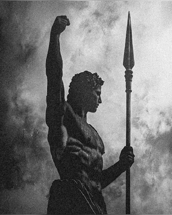 Arkadaşlar, eğer düzenli olarak şunları tüketirseniz:

•Biftek (yüksek kaliteli protein, çinko ve kreatin)
•Ciğer (doğal multivitamin: A, B12, demir)
•Nar (kan dolaşımı ve hormon desteği)
•İstiridye (testosteron için en güçlü çinko kaynağı)
•Zencefil (kan akışı, libido ve