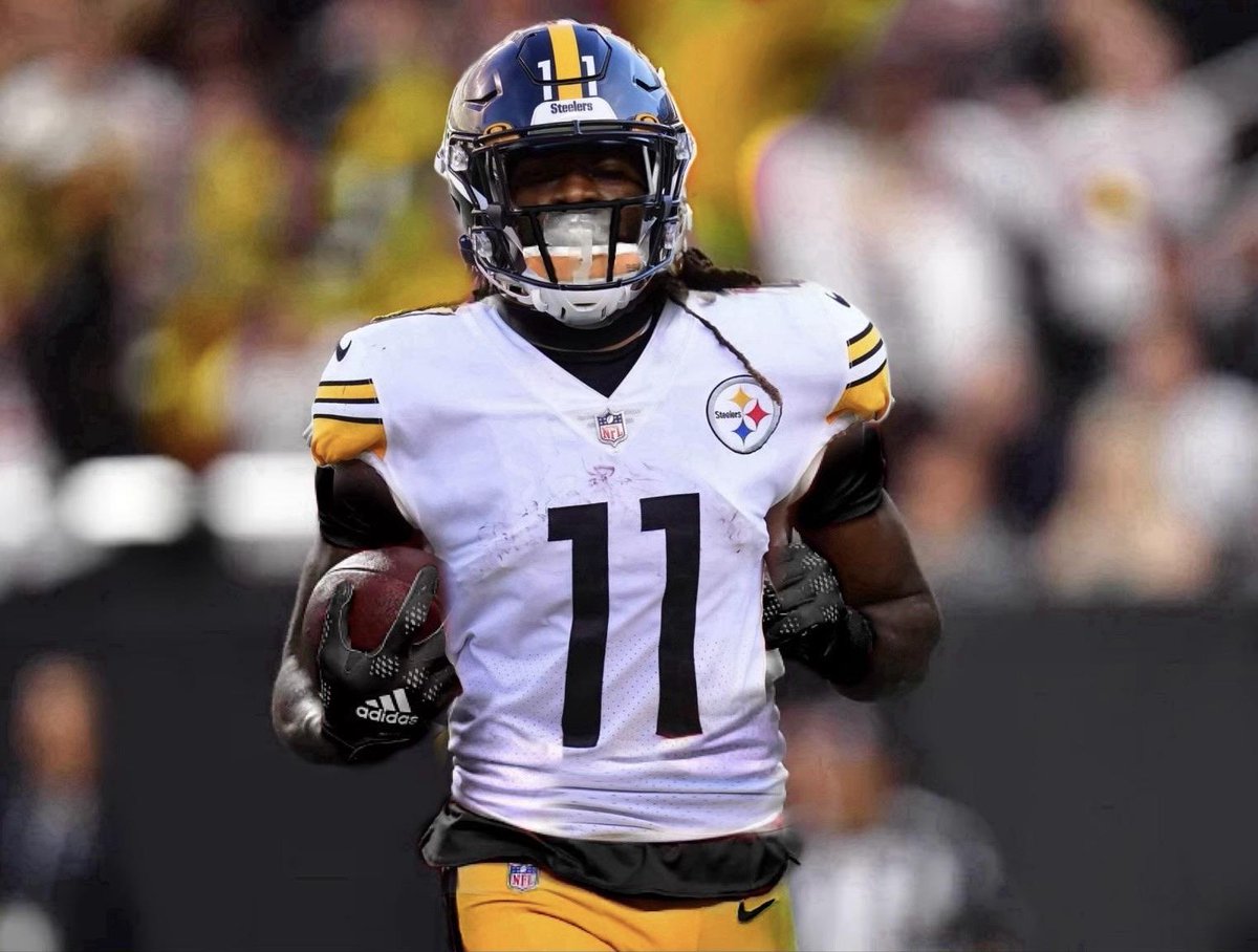 RichJohnsonNFL's tweet image. #49ers WR Brandin Aiyuk reportedly wants to team up with either DK Metcalf, AJ Brown, or George Pickens. 

#Steelers #Eagles #Cowboys